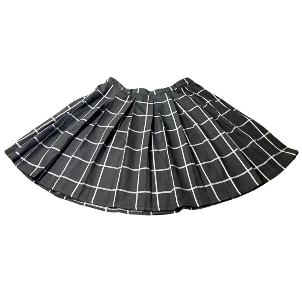 Hot Topic Black and White Grid Pleated Mini Skirt Size M